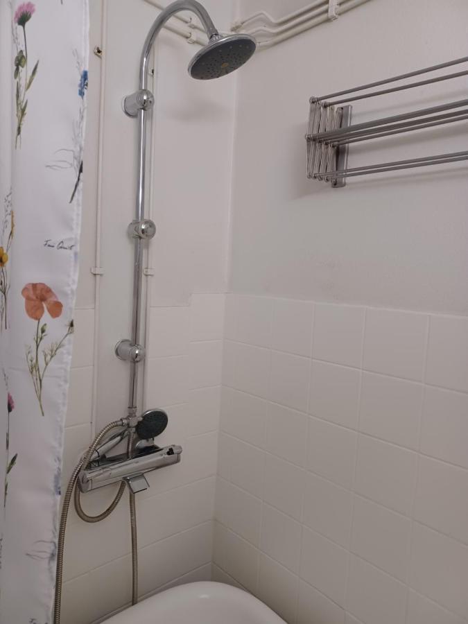 Comfortable Apartment In Хельсинки Экстерьер фото